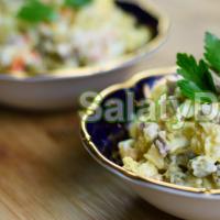 Какие знаете рецепты постных салатов с грибами?